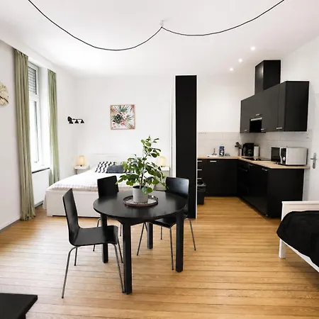 Core * Luxembourg